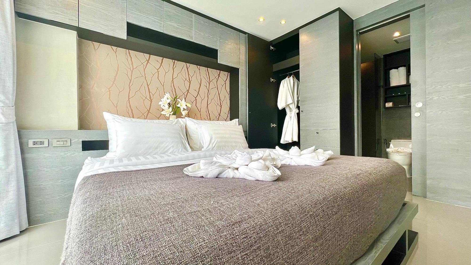 Citygate Kamala Resort And Residence - Official Account Kamer foto A bedroom at the hotel