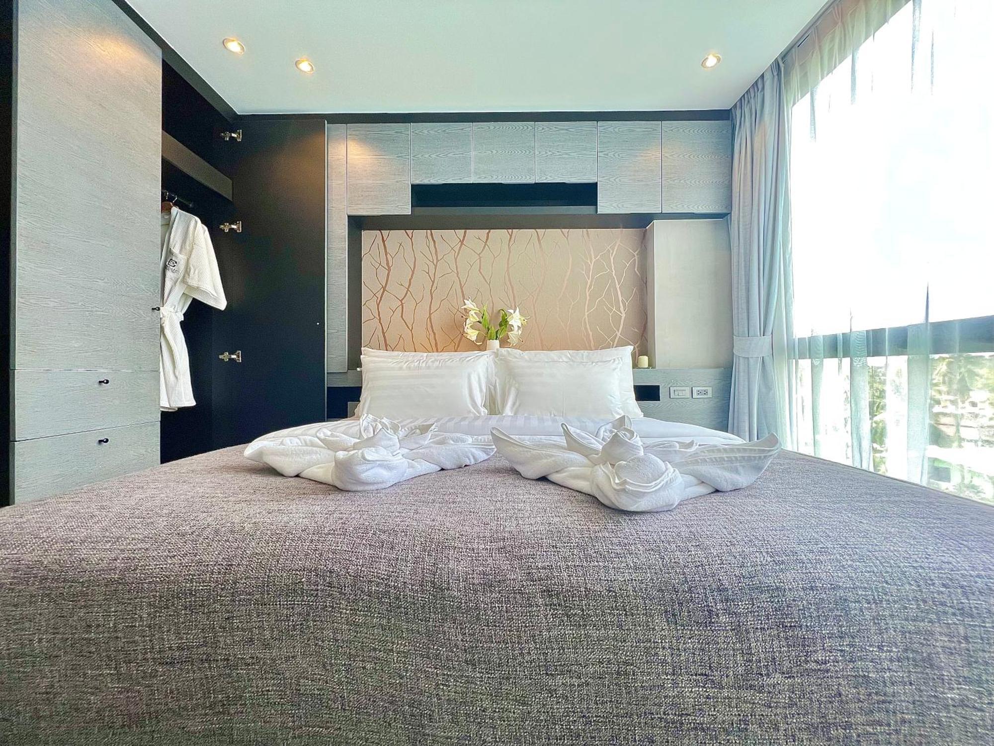 Citygate Kamala Resort And Residence - Official Account Kamer foto A bedroom at the hotel