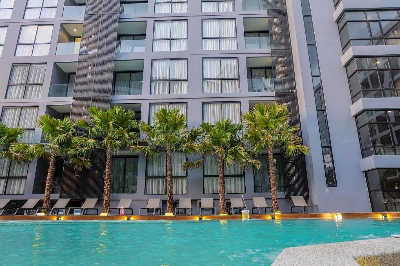 Citygate Kamala Resort And Residence - Official Account Buitenkant foto The hotel's swimming pool