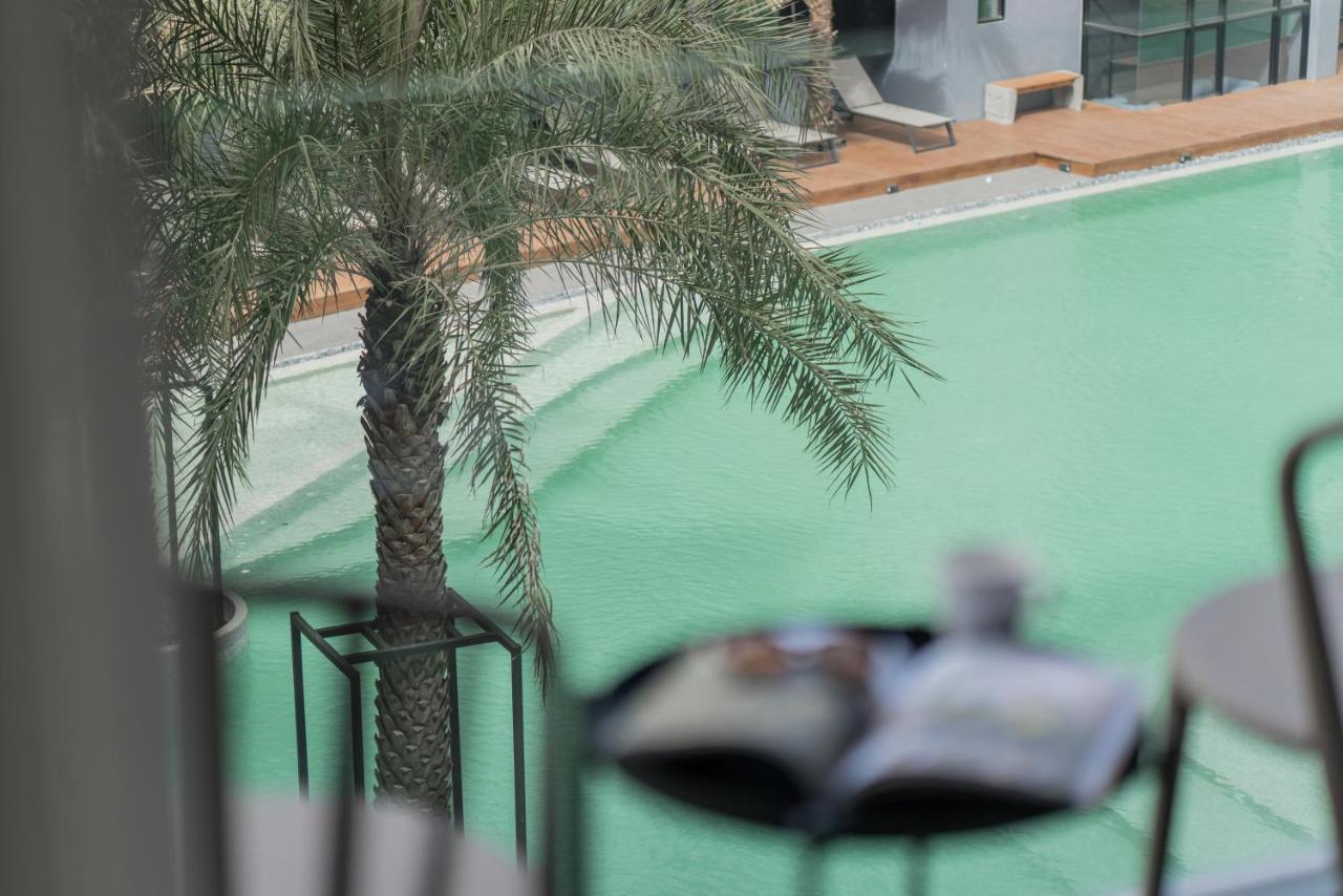 Citygate Kamala Resort And Residence - Official Account Buitenkant foto The pool at the hotel